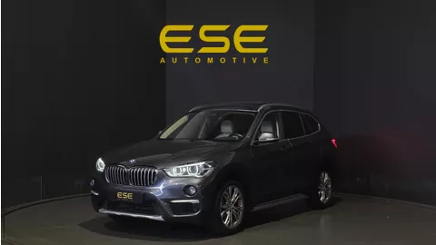 BMW X1 xDrive20i Executive | Panorama | Hud | Sfeer | Camera
