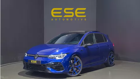 Volkswagen Golf 2.0 TSI R 4Motion | Akrapovic | Pano | Leder | IQ Light | Hud | H&amp;K