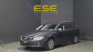 Volvo V70 1.6 T4 Limited Edition | Automaat | Leder | Trekhaak | Stoelverwarming