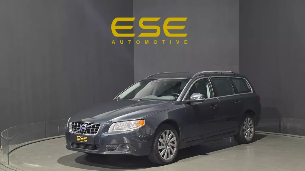 Volvo V70 1.6 T4 Limited Edition | Automaat | Leder | Trekhaak | Stoelverwarming