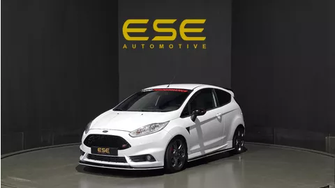 Ford Fiesta 1.6 ST2 | Maxton | Camera | Navi | Stoelverwarming