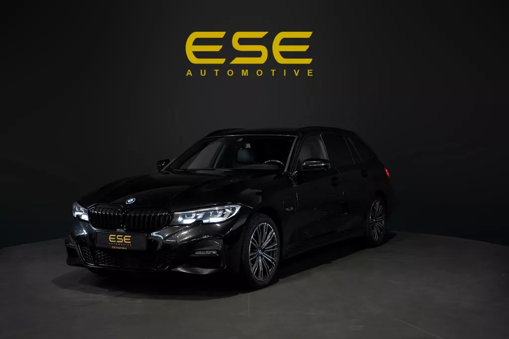 BMW 3-serie Touring 330e M-Sport | Pano | Trekhaak | 360 camera